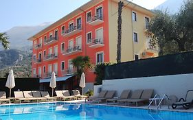 Hotel Diana